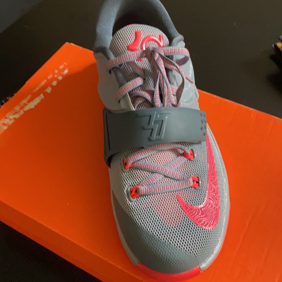 KD 7 Calm before the storm - Picture 2 of 2
